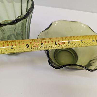 Green Scalloped Planter Hazel Atlas Avocado Green Capri Bowl & Green Indiana Handkerchief Candy Dish