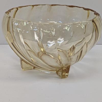 Vintage Heisey Twist Round Nasturtium Bowl