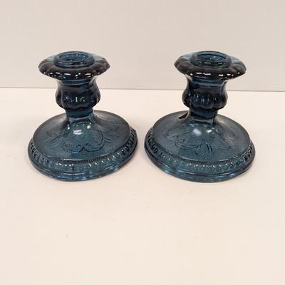 Tiara Set Of 2 Bicentennial Colonial Candle Holders