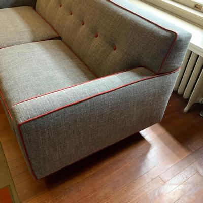 Rowe Furniture Two-Cushion Dorset Sofa (D-HS)