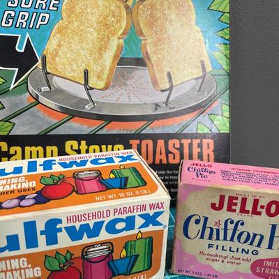 Vintage spices and kitchen items