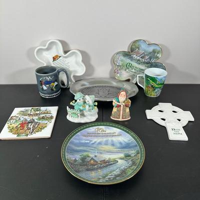LOT 2K: Irish Themed Home Decor