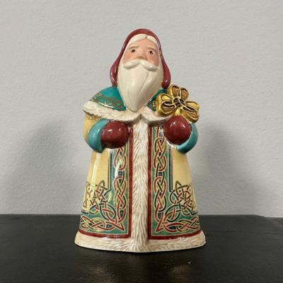 LOT 2K: Irish Themed Home Decor