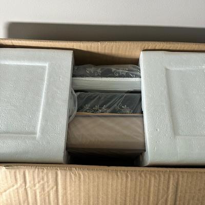 LOT 4K: Temptations by Tara NIB