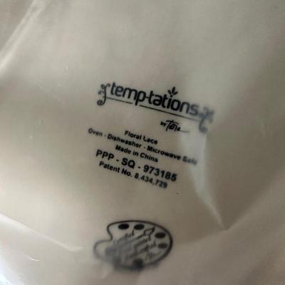 LOT 4K: Temptations by Tara NIB