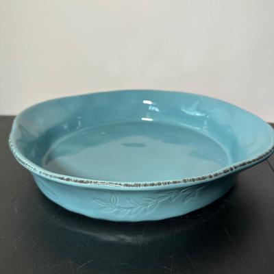 LOT 5L: Collection Of Pyrex, Corningware, Longaberger Pottery & More