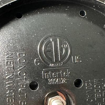 LOT 7K: Kitchen Appliances- Rival 18 qt Roaster Oven, Hamilton Beach Slow Cooker & More