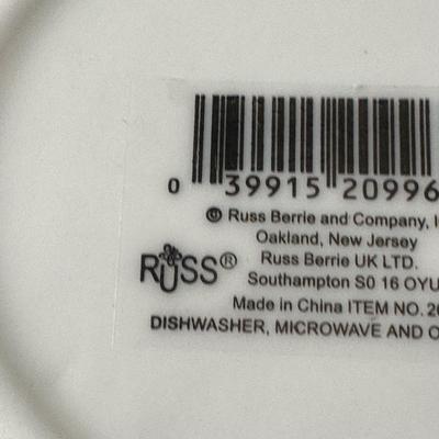 LOT 8K: Teapot Collection & More - Temptations, Precious Moments & More