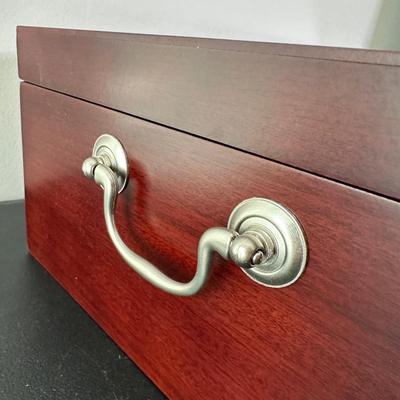 LOT 17K: Reed & Barton Stainless Steel Flatware Set w/ Box