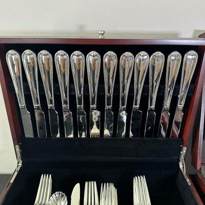 LOT 17K: Reed & Barton Stainless Steel Flatware Set w/ Box