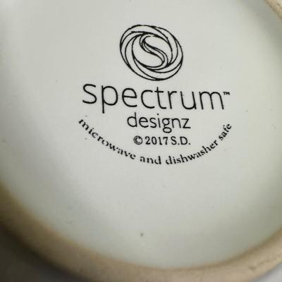 LOT 19L: Christmas Themed Kitchen Decor, China, Glass & More - Gorham, Sakura, Spectrum & More