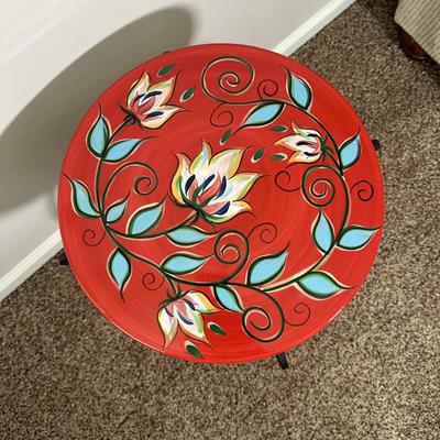 LOT 42L: Beautiful Home Decor - Plant Stand, Glass Jar & More