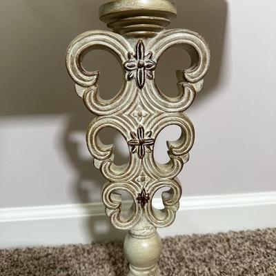 LOT 45L: Home Decor - 2 Table Lamps w/ Wrought Iron Plant Stand