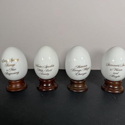 LOT 62D: Avon Bird Collection - Eggs w: Wooden Pedestals, Don Eckelberry Plates & Duck Figurines