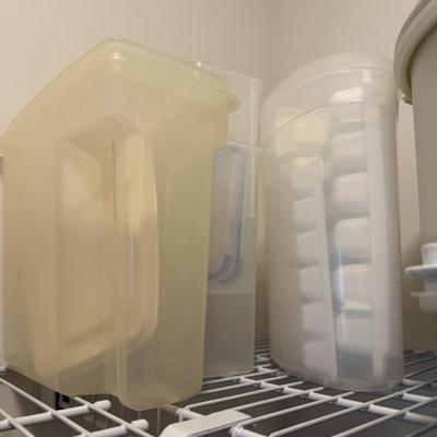 LOT 64K: Large Pantry Closet Clearout!