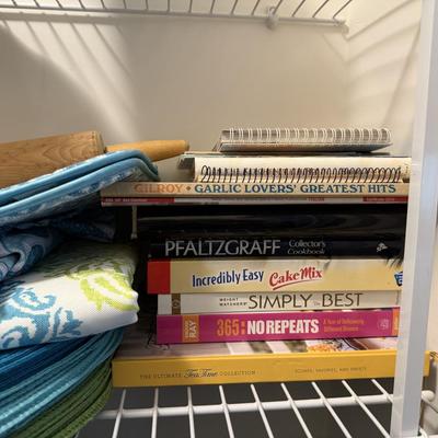 LOT 64K: Large Pantry Closet Clearout!