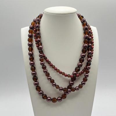 LOT 100J: Necklaces, Bracelets and Earrings