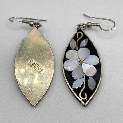 LOT 109J: Alpaca Mexico Silver Bracelet and Earrings