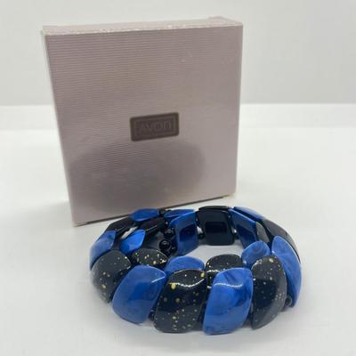 LOT 150J: Avon Jewelry in Original Boxes