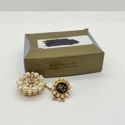 LOT 150J: Avon Jewelry in Original Boxes