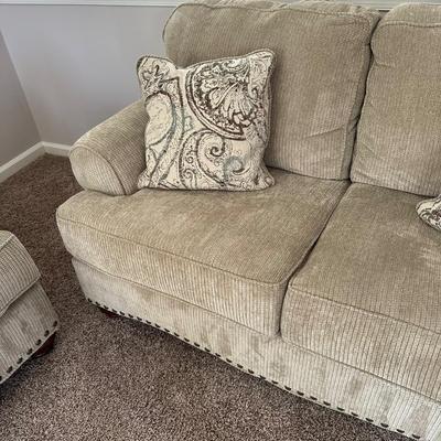 LOT 171L: Ashley Furniture Couch w/ Matching Love Seat