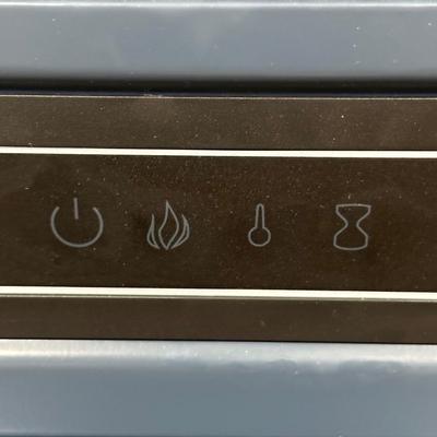 LOT 172L: Duraflame Electric Fireplace model DFL-550-47