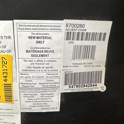 LOT 173L: Beautiful Wooden Accent Chair