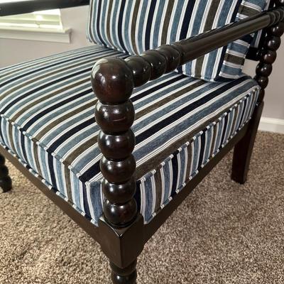 LOT 173L: Beautiful Wooden Accent Chair