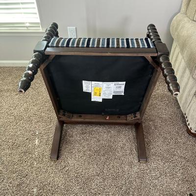 LOT 173L: Beautiful Wooden Accent Chair