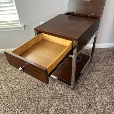 LOT 174L: Side Table w/ Built in Charging Station