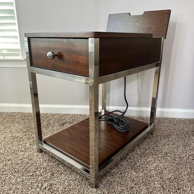 LOT 174L: Side Table w/ Built in Charging Station
