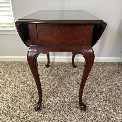 LOT 175L: Pair Of Vintage Hammary Drop Leaf Tables