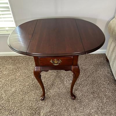 LOT 175L: Pair Of Vintage Hammary Drop Leaf Tables