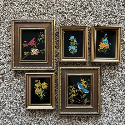 LOT 177L: Early America Reverse Paintings On Glass