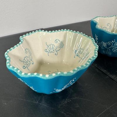 LOT 179K: Temptations Floral Lace Collection & More