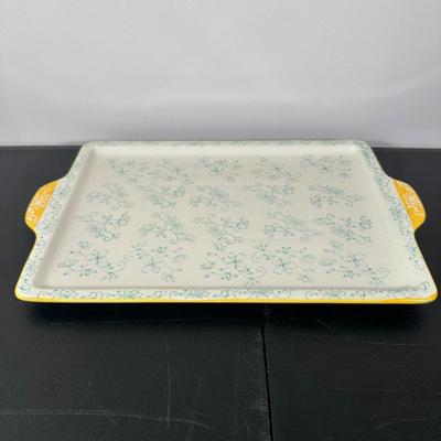 LOT 179K: Temptations Floral Lace Collection & More