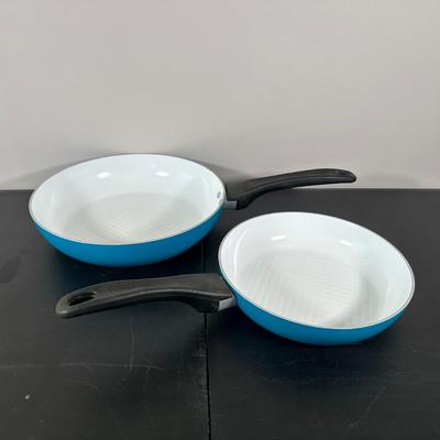 LOT 180K: Silverstone Cookware Blue Pots & Pans Set