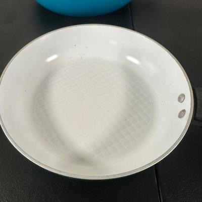 LOT 180K: Silverstone Cookware Blue Pots & Pans Set