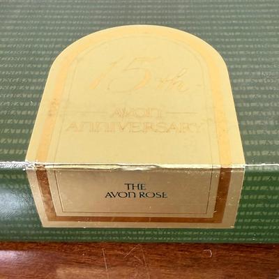 LOT 181L: Avon Decorative Plate Collection - Mrs. P.F.E. Albee Seasons Portrait Plates & Avon Anniversary Commemorative Plates