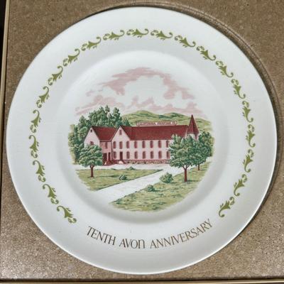 LOT 181L: Avon Decorative Plate Collection - Mrs. P.F.E. Albee Seasons Portrait Plates & Avon Anniversary Commemorative Plates