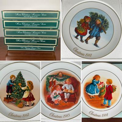 LOT 182L: Vintage Avon Christmas Memories Series Plates w/ Boxes - 1981-1984