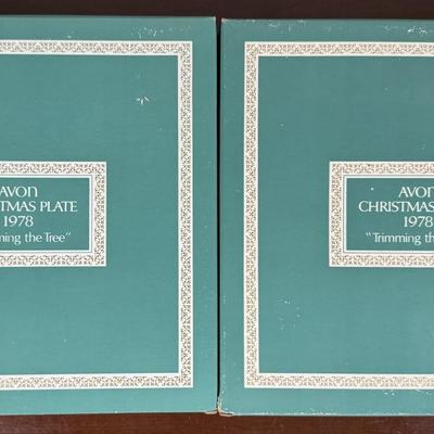 LOT 183L: Vintage Avon Christmas Plates w/ Boxes - 1975-1979