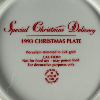 LOT 184L: Avon Christmas Plates w/ Boxes 1987-1993