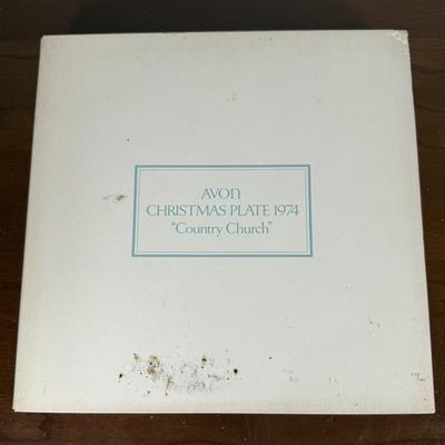 LOT 185L: Avon - Vintage Christmas Plates, Sweet Country Harvest S&P Shakers & Country Den Ceramic Tankard - all w/ Boxes