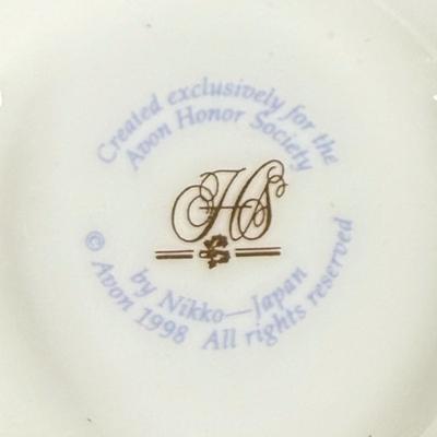 LOT 186L: Avon Honor Society Mrs. P.F.E. Albee Commemorative Tea Cup & Saucer Sets w/ Boxes - 1998-2001, 2004