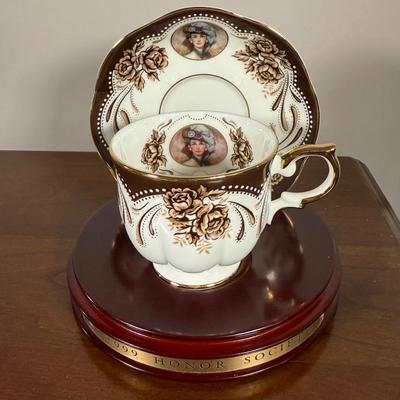 LOT 186L: Avon Honor Society Mrs. P.F.E. Albee Commemorative Tea Cup & Saucer Sets w/ Boxes - 1998-2001, 2004