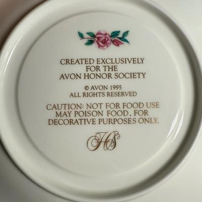 LOT 187L: Avon Honor Society Mrs. P.F.E. Albee Commemorative Tea Cup & Saucer Sets w/ Boxes - 1991, 1994-1997