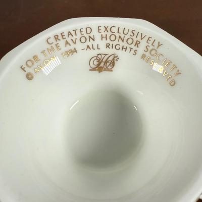 LOT 187L: Avon Honor Society Mrs. P.F.E. Albee Commemorative Tea Cup & Saucer Sets w/ Boxes - 1991, 1994-1997