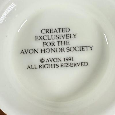 LOT 187L: Avon Honor Society Mrs. P.F.E. Albee Commemorative Tea Cup & Saucer Sets w/ Boxes - 1991, 1994-1997