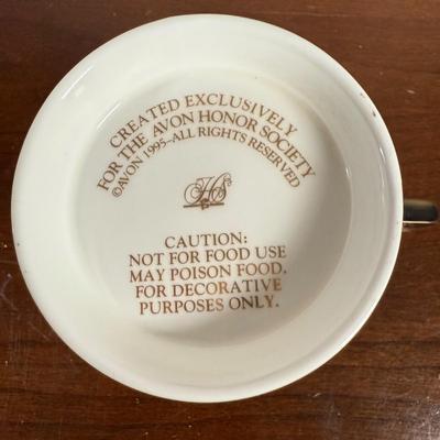 LOT 187L: Avon Honor Society Mrs. P.F.E. Albee Commemorative Tea Cup & Saucer Sets w/ Boxes - 1991, 1994-1997